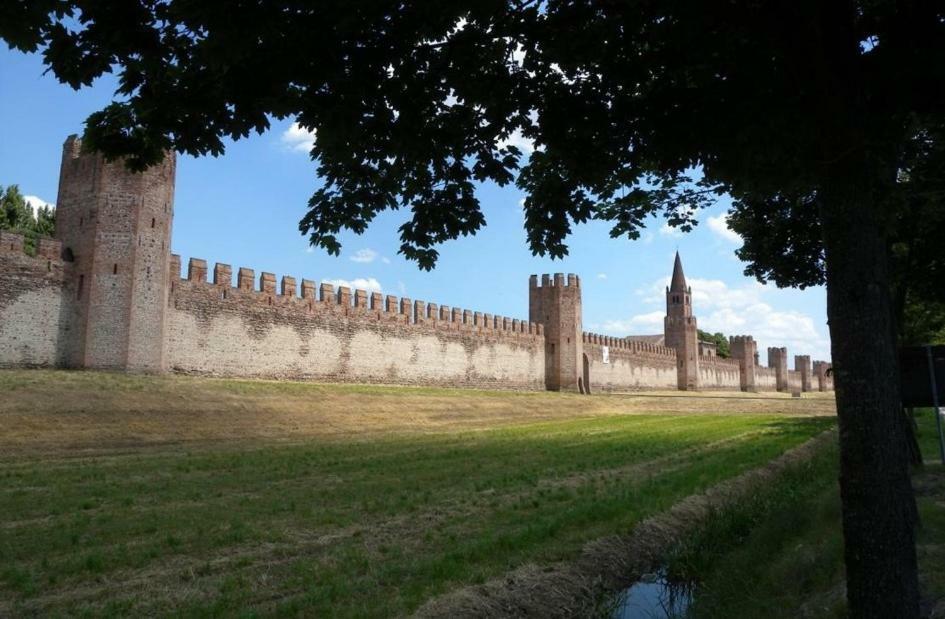 The Garden View Apartment - Le Ca De Boron Montagnana 몬타냐냐 외부 사진