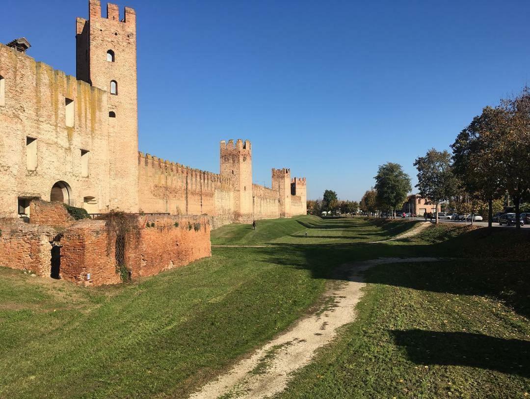 The Garden View Apartment - Le Ca De Boron Montagnana 몬타냐냐 외부 사진